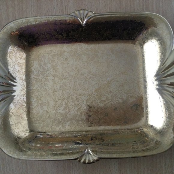 Vintage Royal Winton Grimwades luster gold leaf pattern plate handled - Picture 2 of 6